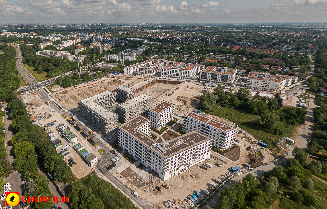 07.06.2023 - Aktuelle Luftbilder aus dem Alexisquartier und Pandion Verde in Neuperlach in München